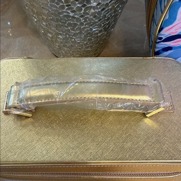 NWT Lilly Pulitzer Carry-On Luggage Set, Kaleidoscope 5 Piece Set, So Beautiful - Picture 6 of 16